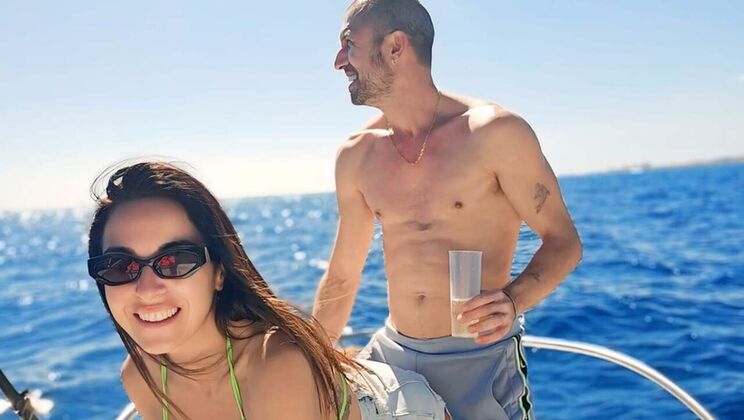 Hot MILF Fucks Hard on Boat - Real Amateur Outdoor Sex