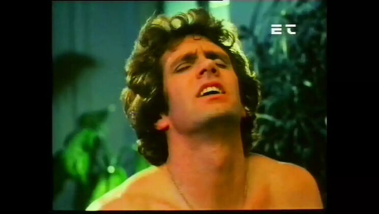 Vintage Blowjob & Cumshot with Vanessa del Rio and Eric Edwards in HD - Platinum Paradise Scene 5