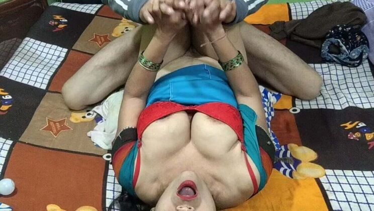 Hot Indian Maid with Hairy Pussy Fucks in HD - Desi Bhabhi Smoking and Blowjob