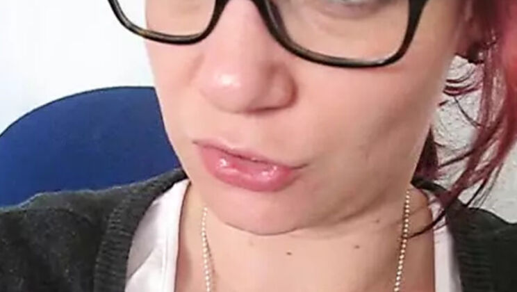 Real Office Fun: Hot MILF Fingering Her Pussy at Work