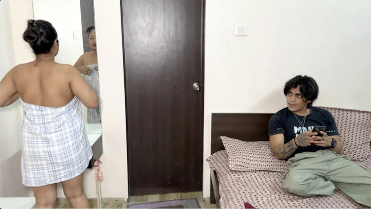 Desi Bhabhi Hot Bath Scene - Big Tits MILF in Towel Fuck