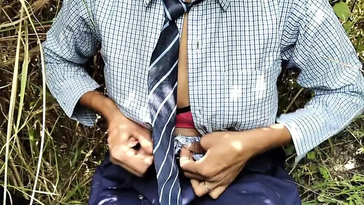 Hot Indian Desi School Girl Fucked Hard in Jungle - Sexynick & Oliveyou63