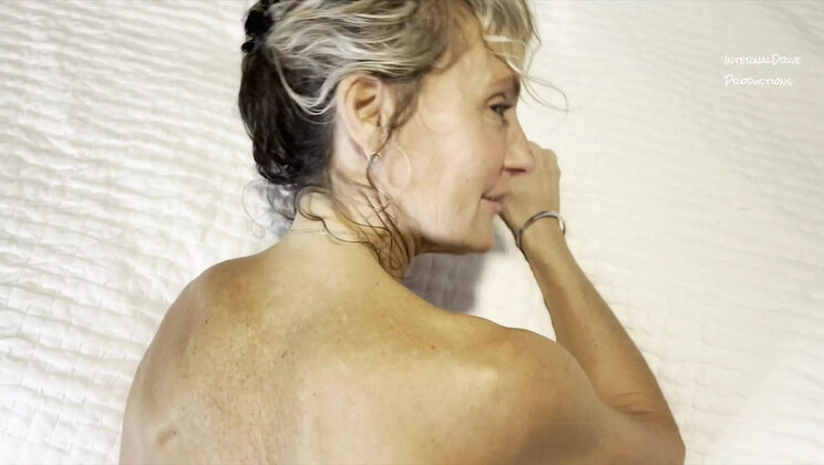 MILF Takes Big Cock in Her Tight Ass - Hardcore Anal POV