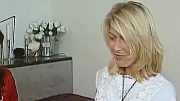 Sexy German Blonde & Brunette Babes Pose Naked For Cameraman