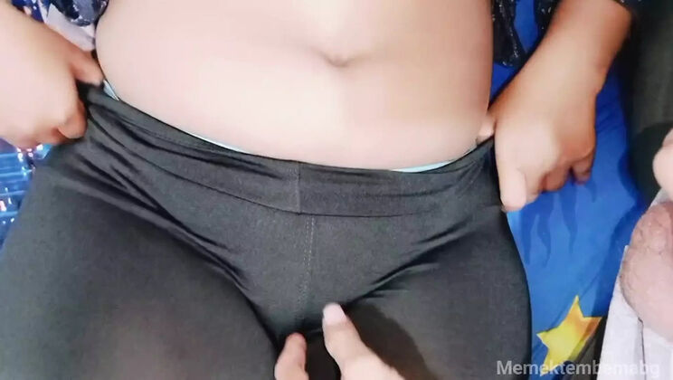 Hot Indonesian Hijab Teen with Perfect Body Gets Creampie in Hotel Room - Memektembemabg