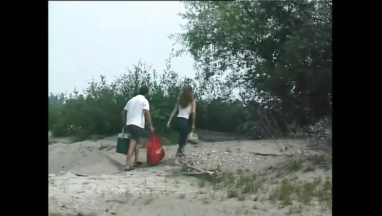 Hot Teen Threesome Blowjob on Beach - HD Outdoor Sex