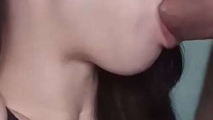 Hard Facefuck Teen Gets Cum on Her Pretty Face - Gaucholuiz & Santinha Safadinha