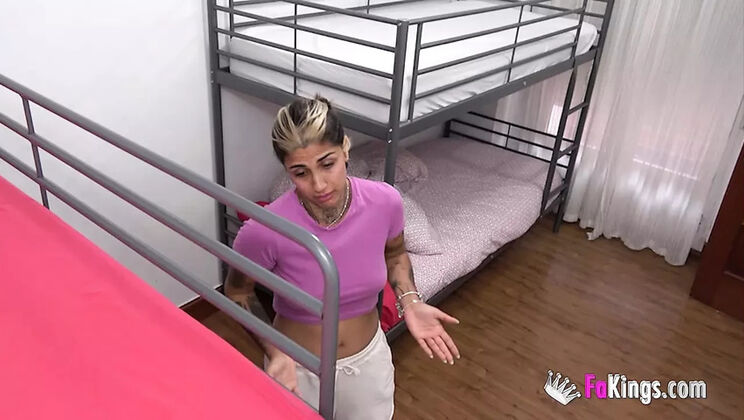 Horny Latina MILF Valeria Del Rio Eager to Fuck - Hot Amateur Scenes & Close-Up Action