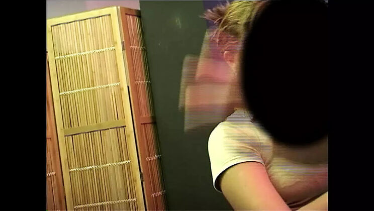 Pronto Faccio Di Tutto 02 - Big Cock Blowjob & Cumshot in HD