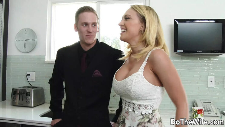 Horny Blonde Housewife Kagney Linn Karter Gets Drilled by Swinger Couple - Hardcore Fuck & Cumshot