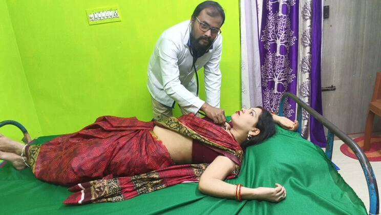 Hot Indian Bhabhi Sona Gets Hardcore Fuck By Doctor During Body Checkup