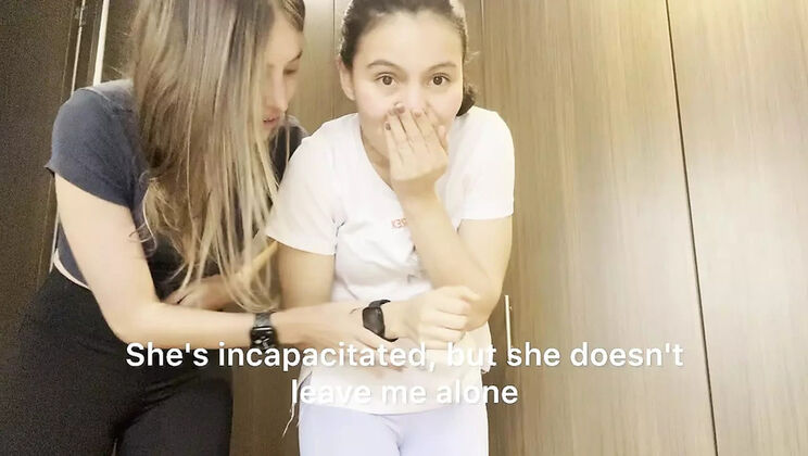 Hot Latina Lesbians Fuck in Car - Scarlettandc Steamy Backseat Action