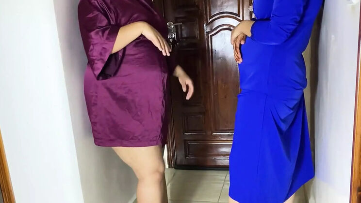 Hot Arab Egyptian Lesbians Laila - Amateur Mature BBW Pussy Eating & Sex Toys