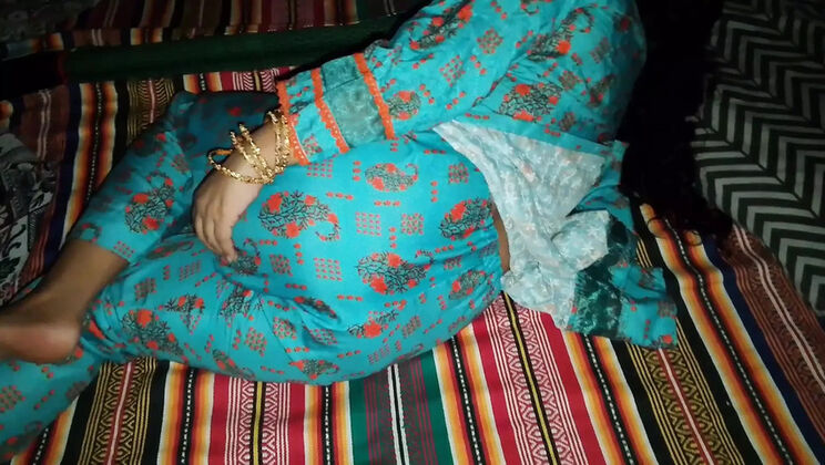 Punjabi Stepsister Fucks Stepbrother Hard at Night - QueenbeautyQB