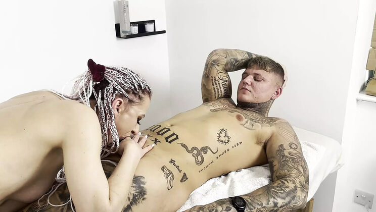 Hot Polish MILF Firegirl80 Seduces Jack With Oil Massage & Squirting Orgasm