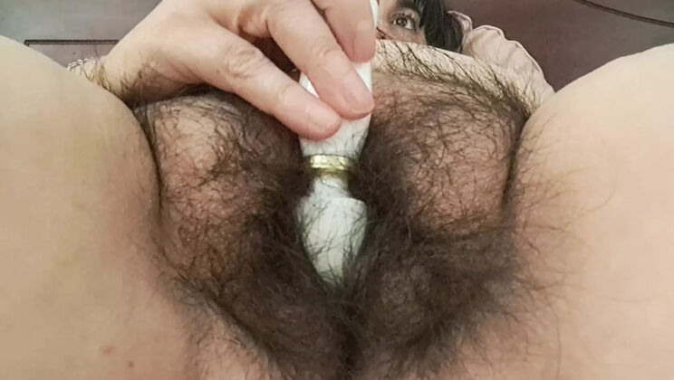 Horny MILF Monse Gets Wild Solo Masturbation & Squirting Orgasm