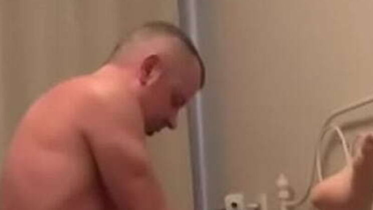 19yo Redhead Slut Gets Fucked Hard on First Date - Amateur Tinder Hookup