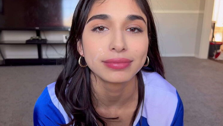 Sexy Dallas Cowboys Cheerleader Reina Rae Sucks Dick & Swallows Cum - Tit Slapping & Nipple Play
