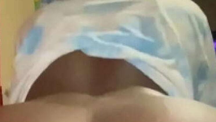 Skinny College Girl Hates Condoms - Big Booty Amateur Twerking on BBC