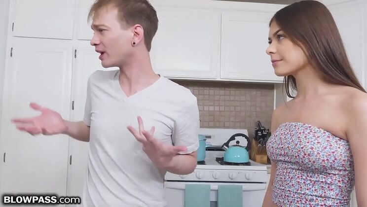 Stepsis Winter Spice Gives Sloppy Blowjob & Finds Perfect Lube - Teen Deepthroat Fun