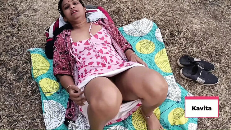 Desi Indian Kavita Bhabhi outdoor missionary creampie fuck with Tatya - close up natural action