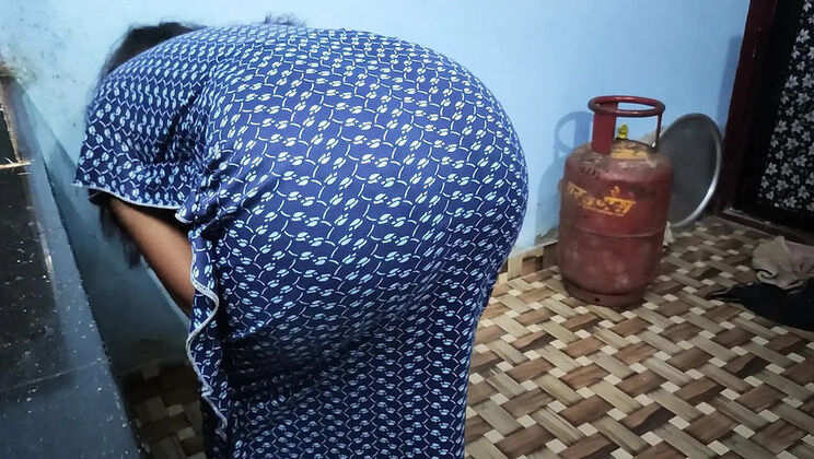 Malayalam Step Mom Seduction: Stepson Hard Fucks Dream Girl While Wife Away