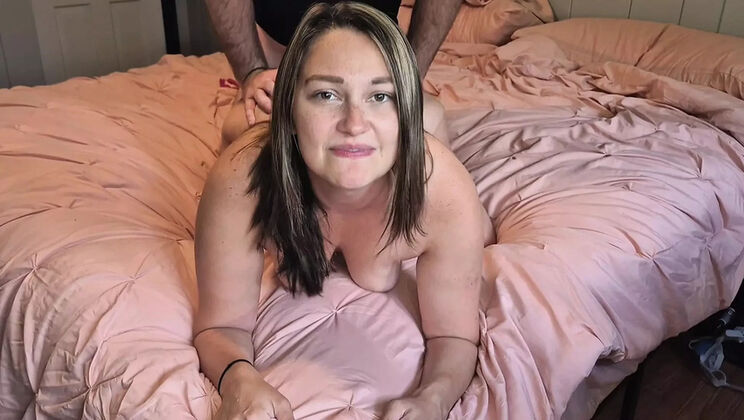 ScarlettRavenXO Doggystyle Creampie - Facing Camera Homemade MILF