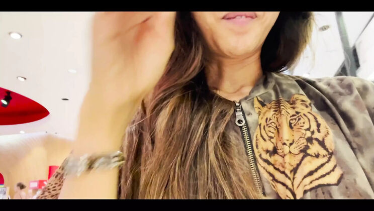 Asian Teen DaringKiara's Birthday Gift: Sneaky Solo Adventure in Mall Dressing Room