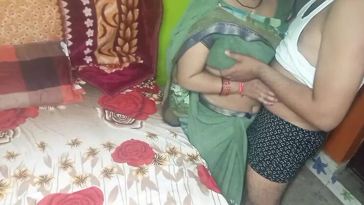 Hot Beautiful Bhabhi Fucked Hard By Her Husband - Desi Indian Homemade Sex