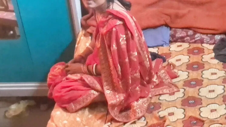 Real Indian Desi Wife Bar Video - Indian Bhabhi Chudai Scene HD