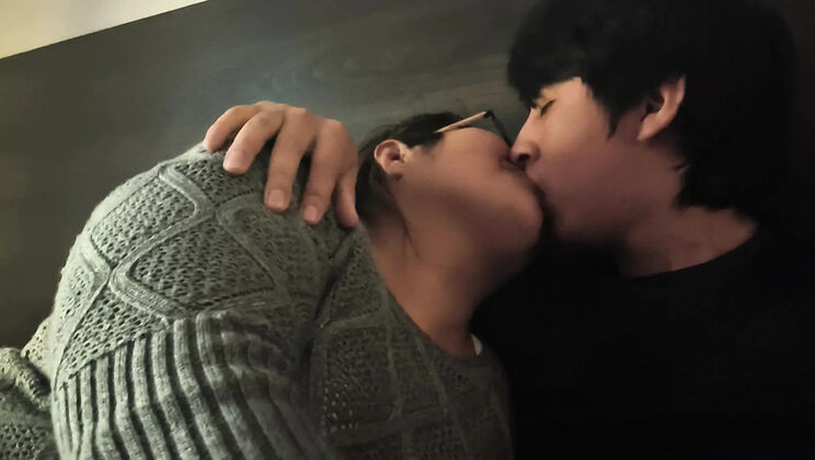 Desi Stepmom Seduces Stepson For Hot Homemade Sex - Indian Aunty Fuck