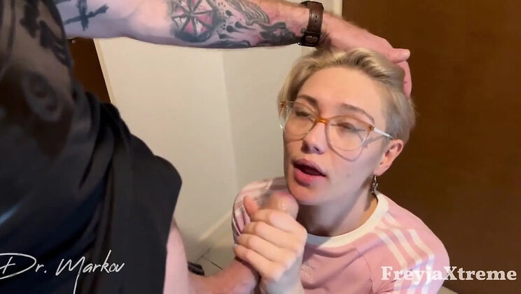 Neighbor Opens Blonde Amateur FreyjaXtreme's Asshole for Anal