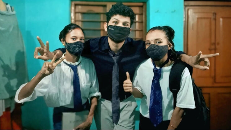 Desi Indian School Friends Preeti and Ishu Hardcore Threesome with Boyfriend BBC Fucking Hindi Audio