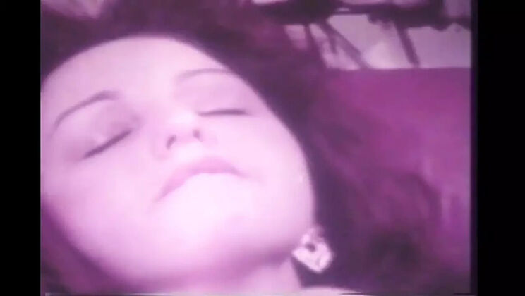 John Holmes Fucks Seka & Vanessa del Rio Threesome with Hairy Pussies - Big Cock Retro Sex Movie