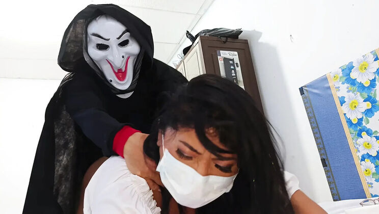 Halloween MILF Horror Sex: Big Tits Indian Aunty Doggy Style Fucking in Homemade HD