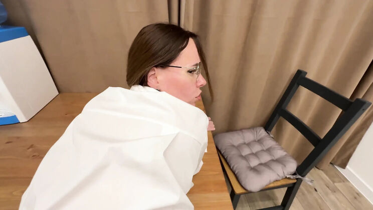 Russian Mommy Wife Quits Job For Big Cock Blowjob And Missionary Sex