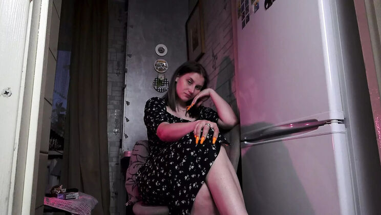 Home Alone Quick Fuck with MertyXXX - Amateur BBW Stepsister Rough Missionary & Smoking Solo