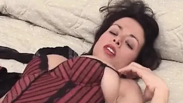 French amateur babe with big tits plays with blue dildo solo