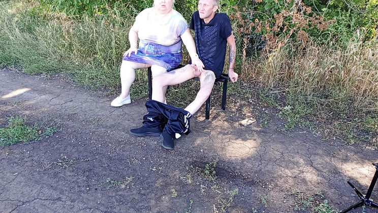 Stepmom Deep Throat Blowjob On Park Bench Makes Me Cum In Public