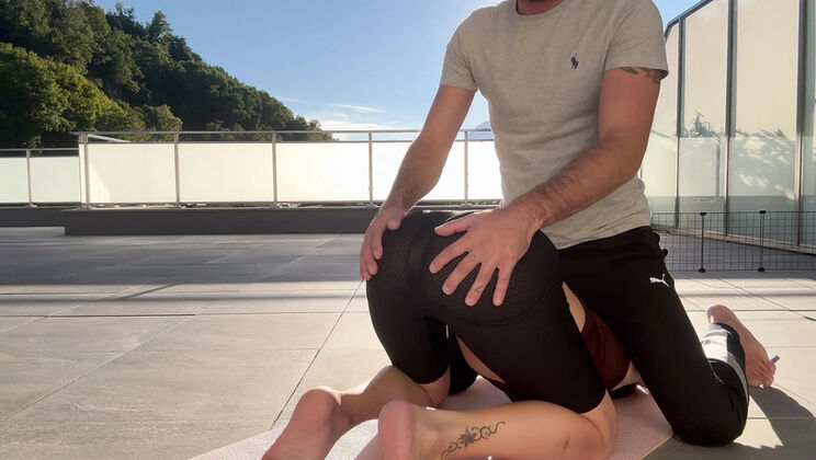 Amateur Teen Stepsister Sirene Gets Deep Ass Licking Rimming After Sports