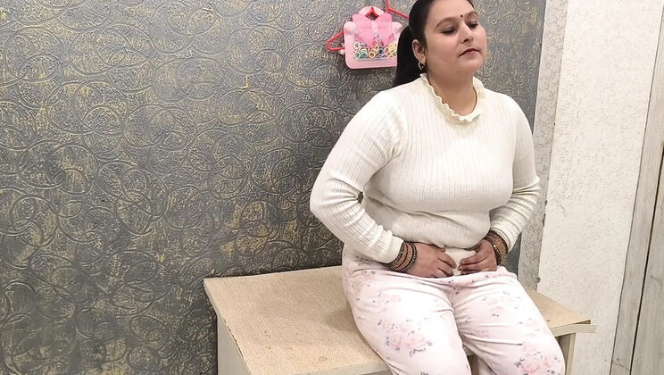 Step Daughter Seduces Dad for Cumshot in Pink Pussy - Blowjob & Doggy Style