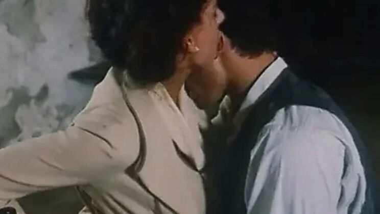 Sexy Italian Chick Sarah Young Gets Her Ass Fucked in Vintage Anal Scene