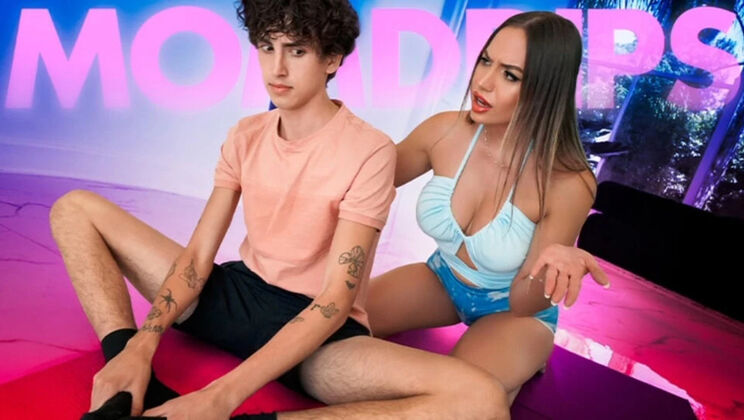 Stepmom Seduced Me in Yoga Pants - Hot MILF Body and Big Tits