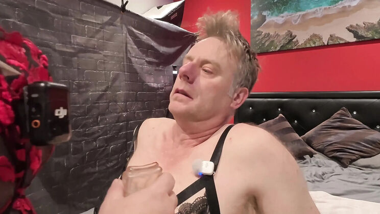 Amateur BBW Secretary Femdom Pegging Sissy In Chastity Cage