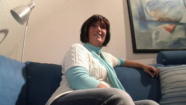 Annette Liselotte Moaning MILF Fucks Shaved Pussy With Dildo