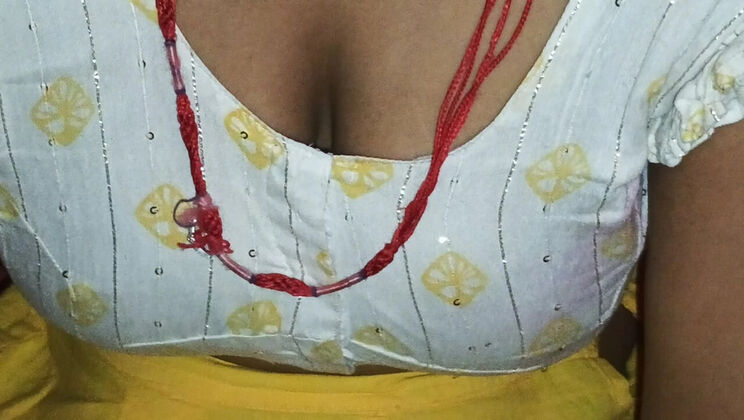 Sexy Leddy Indian Bhabhi Double Penetration Doggy Style Big Ass Screwed Hard at Night