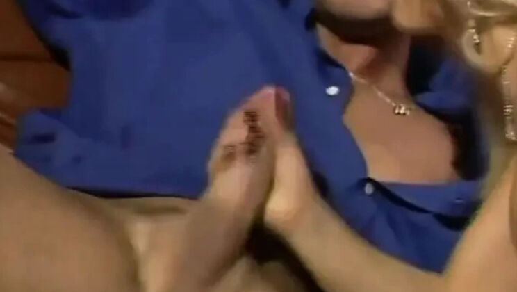 Dolly Golden Big Boobs Blonde Hairy Pussy Fucking Cum in Mouth