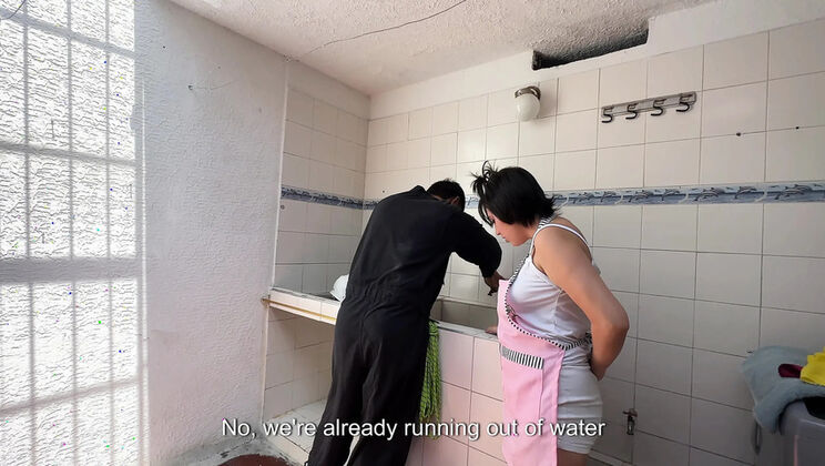 Manuela Alvarez Gets Filled with Plumber's Creamy Milk - Hindi Audio HD