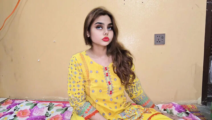 Pakistani Stepmom Fucks Stepson at Midnight - Hindi Dirty Talk & Moaning