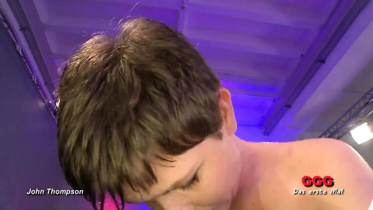 Gangbang Blowjob with 2 Sluts - Cum in Mouth & Facial - Mia De Berg & Aymie Eng